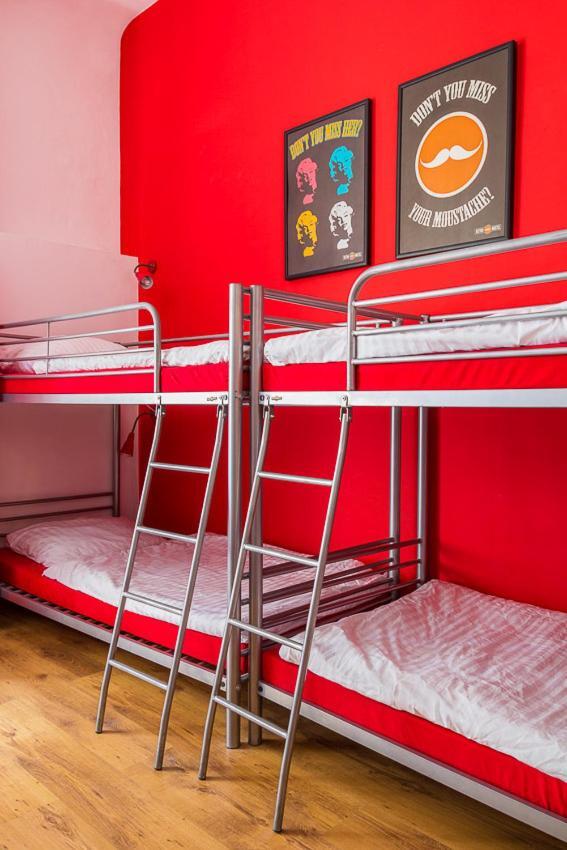 Retro Hostel Poznan Ngoại thất bức ảnh